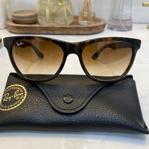 Ray Ban Sunglasses with original case